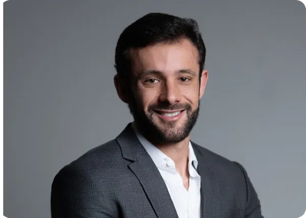 Dr. Lucas Chinellato